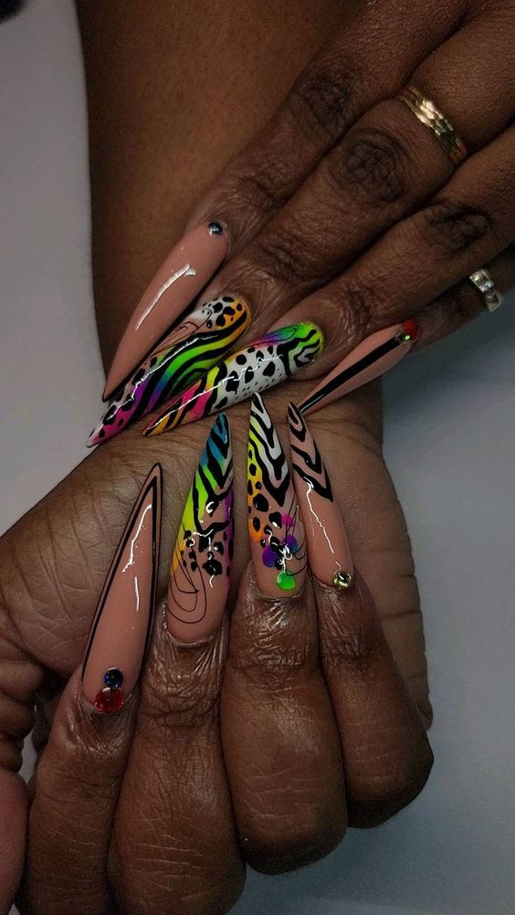 Funky Winter Nails 2023-2024: 17 Creative Ideas