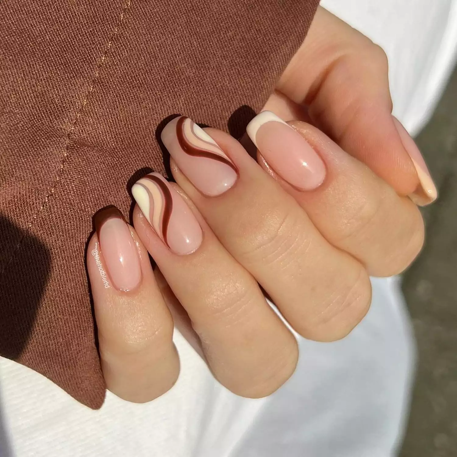 Assorted Chocolate Swirl Nails