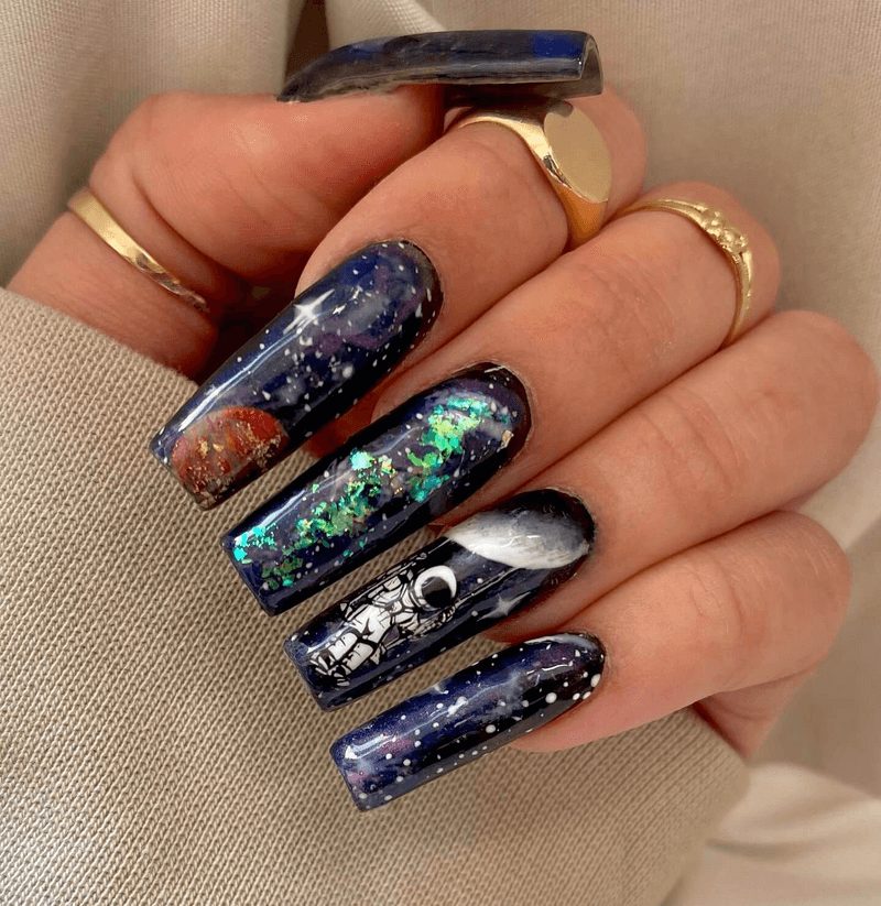 Up your manicure game with these 30 stunning galactic nail art ideas – The Daily Worlds