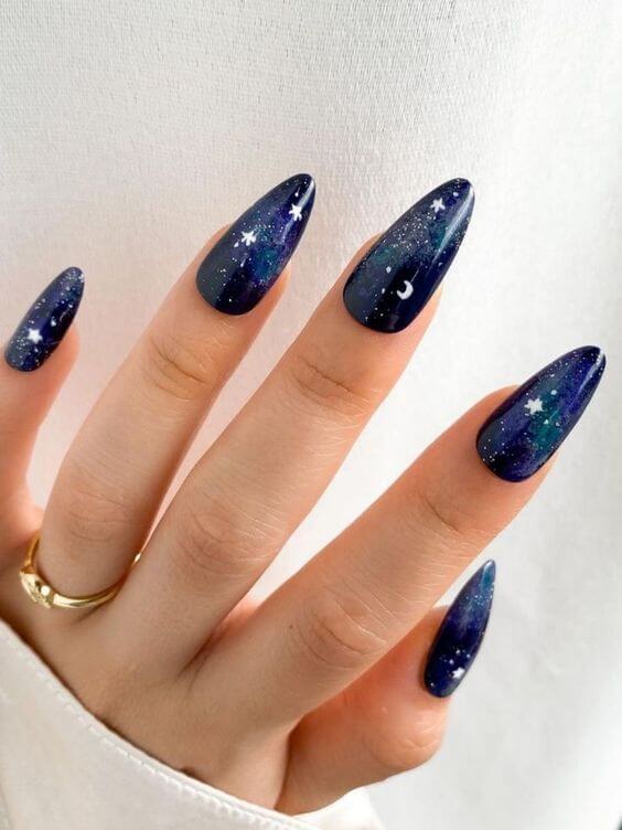 30 Incredibly Breathtaking Galaxy Nails That Take Your Manicure Up A Notch - 193