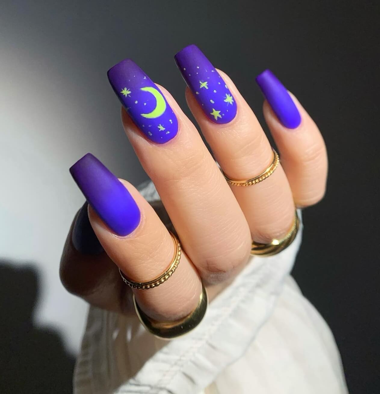 30 Incredibly Breathtaking Galaxy Nails That Take Your Manicure Up A Notch - 235