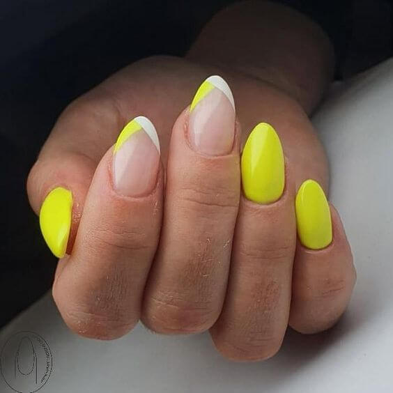 20+ Bright Yellow Nail Designs To Shine Like A Diamond - 145