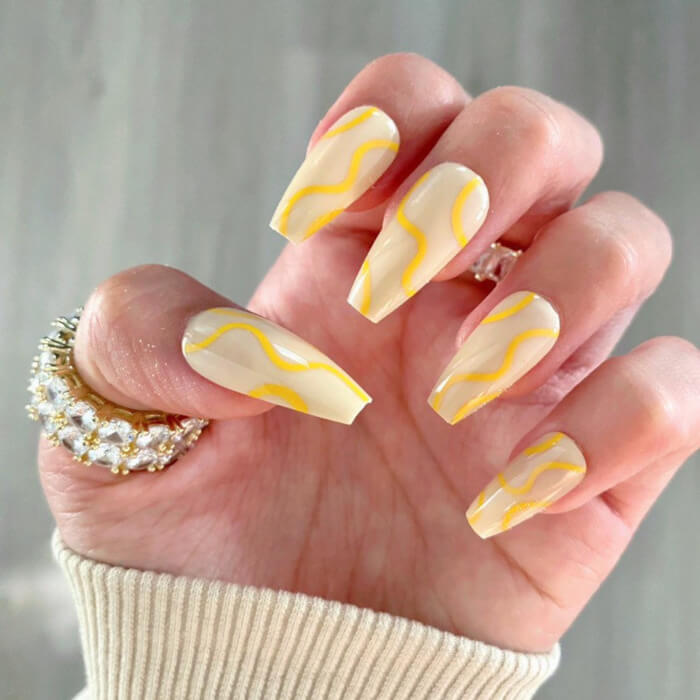 20+ Bright Yellow Nail Designs To Shine Like A Diamond - 139