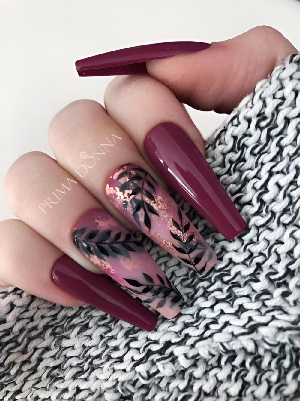 35 Breathtaking Nail Design Ideas For The Perfect Manicure - 259